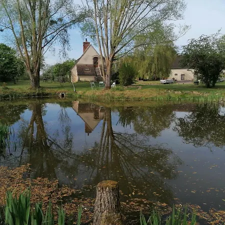 Les Houlins Holiday home